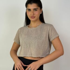 דגם 9056-1: חולצת פלאם קרעים ניקי בטן ש.קצר